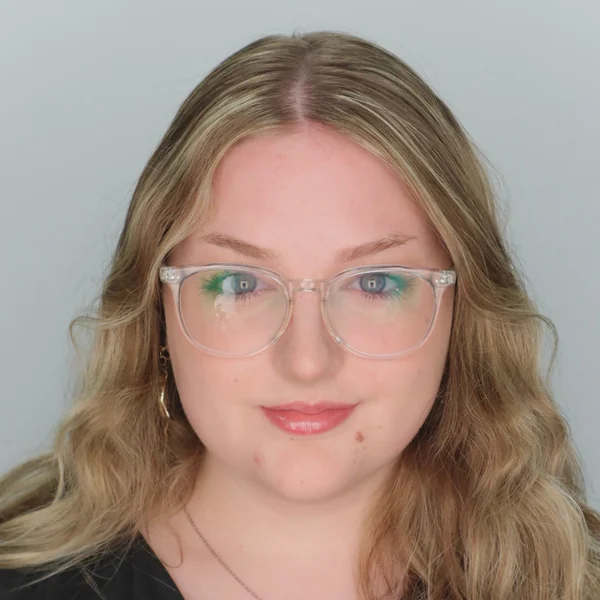 Lindsey Pischinger, Digital Content Coordinator